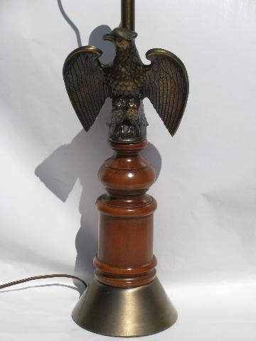 photo of Federal eagle brass plated cast metal table lamp, 50s-60s vintage #1