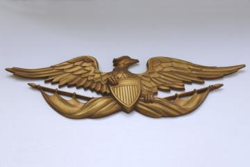 Federal eagle w/ flags & shield, large cast aluminum wall hanging plaque mid century vintage Sexton metal art 
