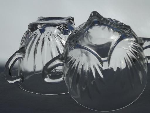 photo of Federal star pattern glass creamer & sugar set, 1950s vintage glassware #5