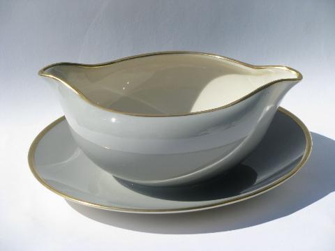 photo of Flintridge china Miramar shape gravy or sauce bowl w/ attached underplate #2