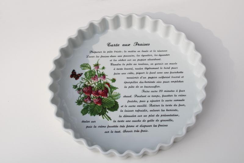 photo of French kitchen strawberry tart pan, fluted china baking dish w/ print recipe Tarte aux Fraises #1