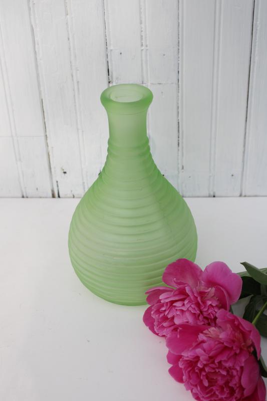 photo of Frigidaire refrigerator bottle water carafe, 30s vintage uranium green depression glass #2