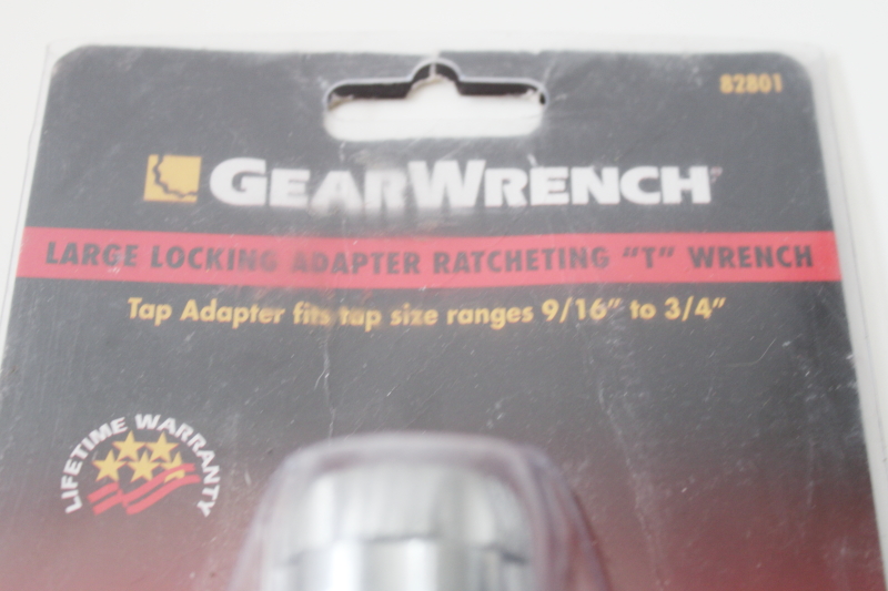 photo of GearWrench brand 82801 racheting â€œTâ€ wrench locking tap & die adaptor #2