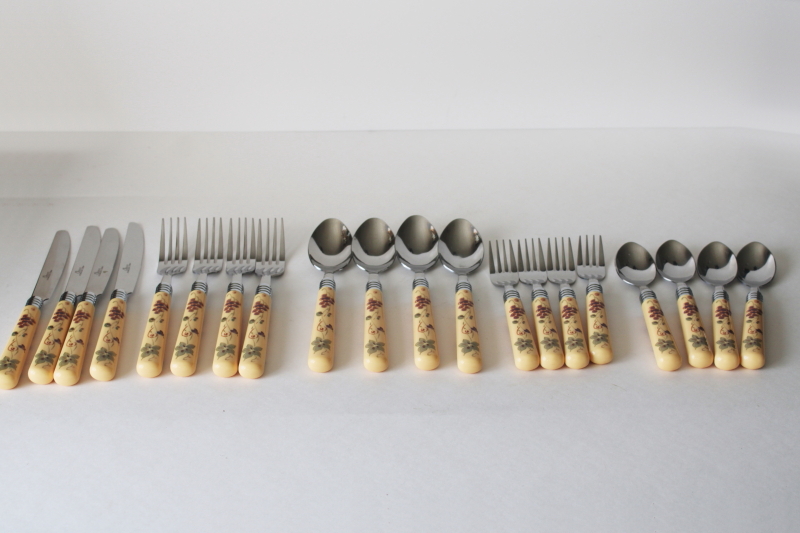 photo of Gibson Antique Grappa grapes pattern flatware set for 4, plastic handle stainless silverware 20 pieces  #1