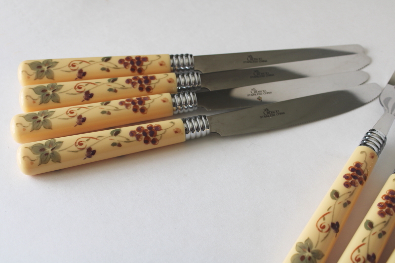 photo of Gibson Antique Grappa grapes pattern flatware set for 4, plastic handle stainless silverware 20 pieces  #4