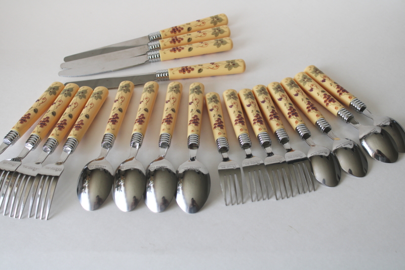photo of Gibson Antique Grappa grapes pattern flatware set for 4, plastic handle stainless silverware 20 pieces  #8