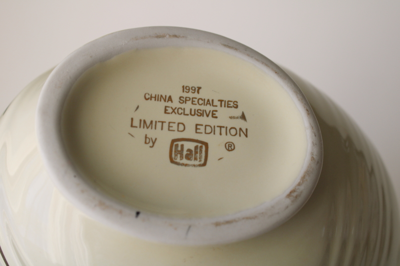 photo of Hall China Specialties 1990s vintage teapot, football shape red poppy pattern  #7