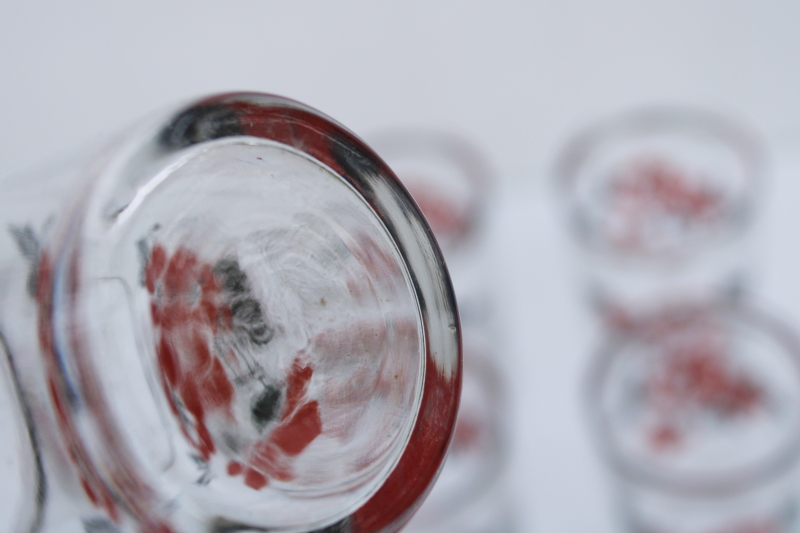 photo of Hall Red Poppy pattern juice glasses, vintage Libbey clear glass tumblers w/ poppies print #6