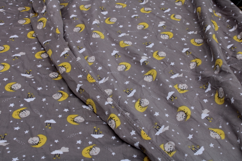 photo of Hanna Andersson Home queen size duvet cover, full & crescent moon print grey cotton #2