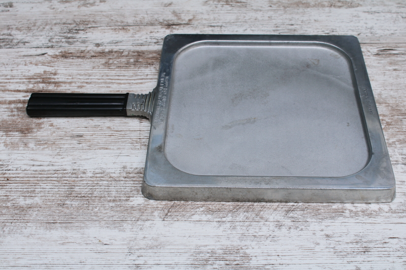 photo of Happy Day Griddle Grill, vintage cast aluminum pan double sided square w/ smooth griddle, ridged grill  #6