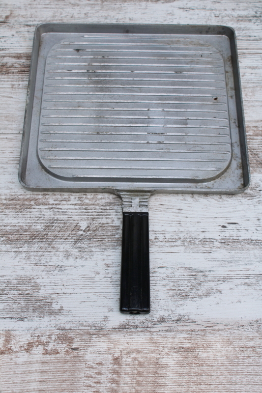 photo of Happy Day Griddle Grill, vintage cast aluminum pan double sided square w/ smooth griddle, ridged grill  #10