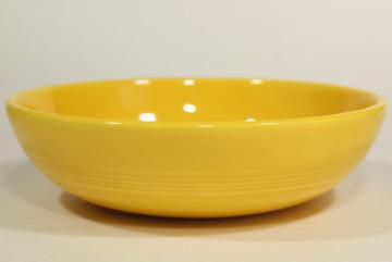 catalog photo of Harlequin Homer Laughlin bright yellow salad bowl, mid-century mod vintage