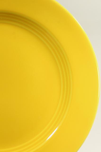 photo of Harlequin yellow luncheon or dinner plates, vintage Homer Laughlin china #4