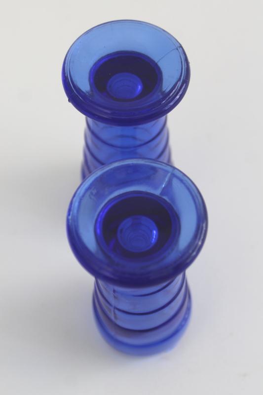 photo of Hazel Atlas Moderntone cobalt blue shakers, art deco 1930s vintage skyscraper shape #3