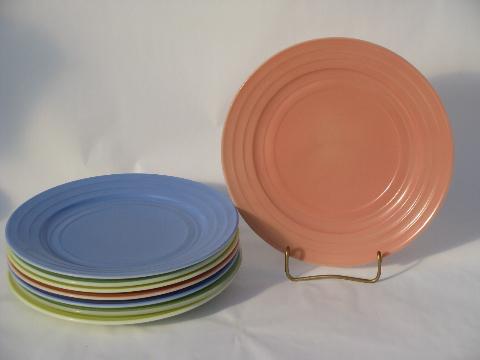 photo of Hazel-Atlas Moderntone pastels, 8 vintage depression glass dinner plates #1