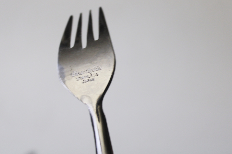 thumbnail image 2 of Vintage Hearthside HEL1 Stainless Japan Brown Bakelite Handle Flatware – Glossy Finish, Great Condition 2 of 4