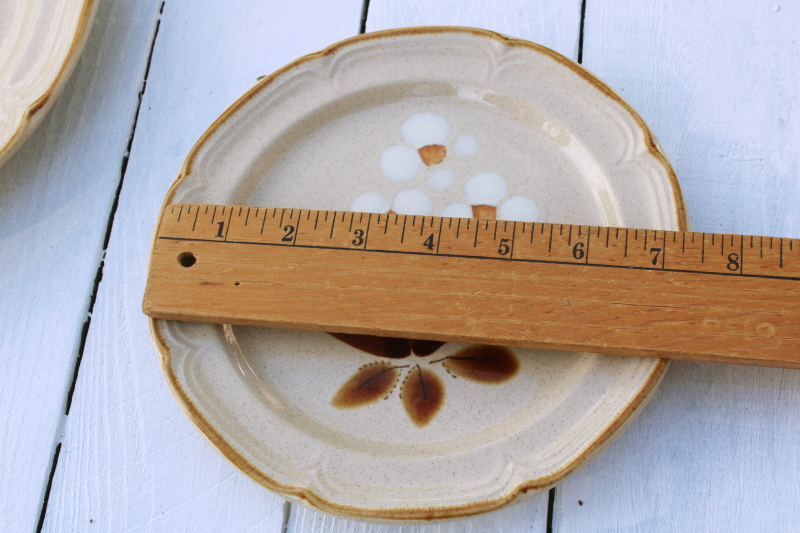 photo of Hearthside Japan stoneware plates, Castlewood neutral colors mod flowers 80s vintage dinnerware  #6