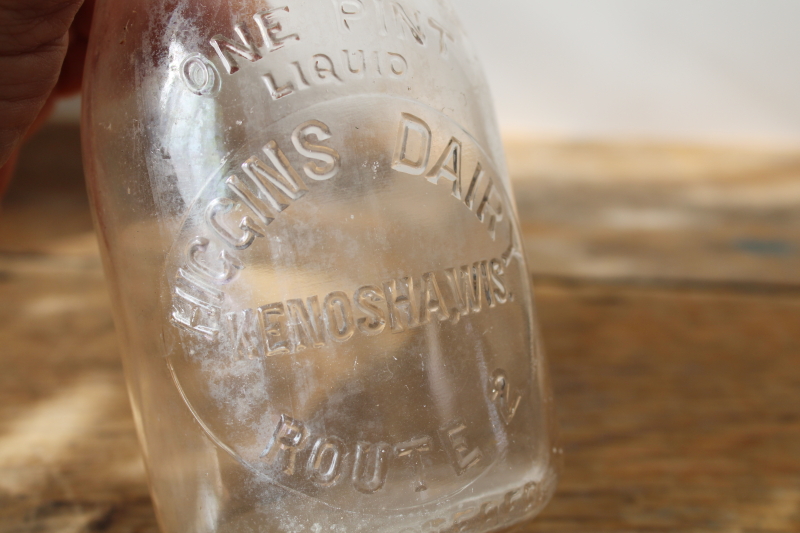 photo of Higgins Dairy Route 2 Kenosha Wisconsin vintage embossed glass half pint milk bottle  #2