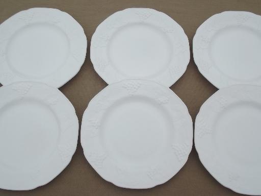 photo of Indiana harvest grapes milk glass dinner plates, vintage grape pattern milk glass #1