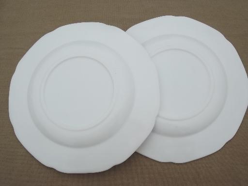 photo of Indiana harvest grapes milk glass dinner plates, vintage grape pattern milk glass #4