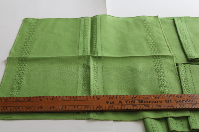 photo of Irish green linen weave poly napkins set of 8, retro 70s vintage table linens #5