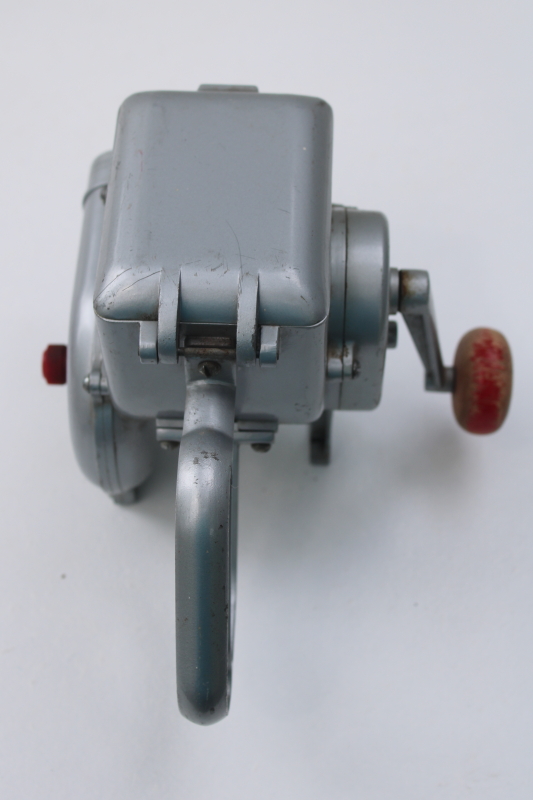 photo of JP Midget Duster vintage hand crank garden dust applicator, small farm tool #7