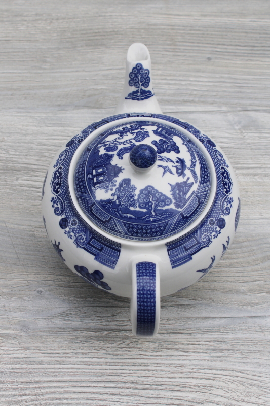 photo of Johnson Bros blue willow pattern china teapot, 1990s vintage, newer Johnson Brothers #5