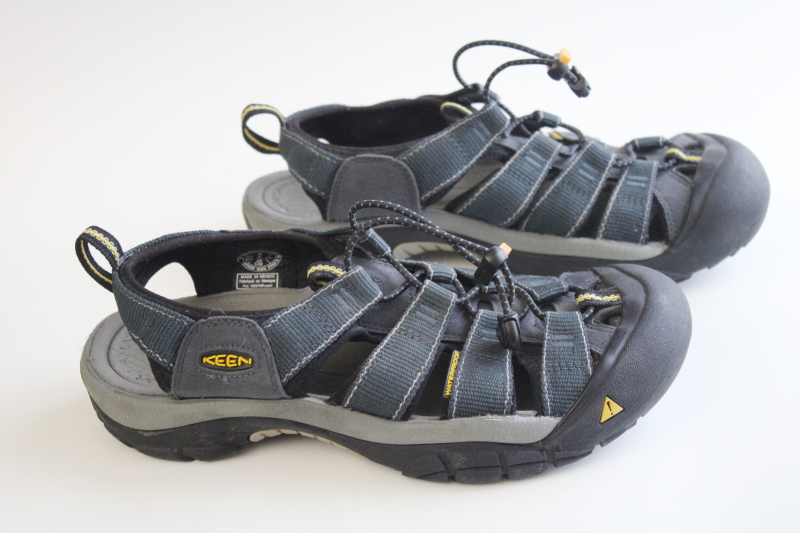 photo of Keen Newport style water sandals navy blue mens size 8 40.5 unisex hiking shoes #2