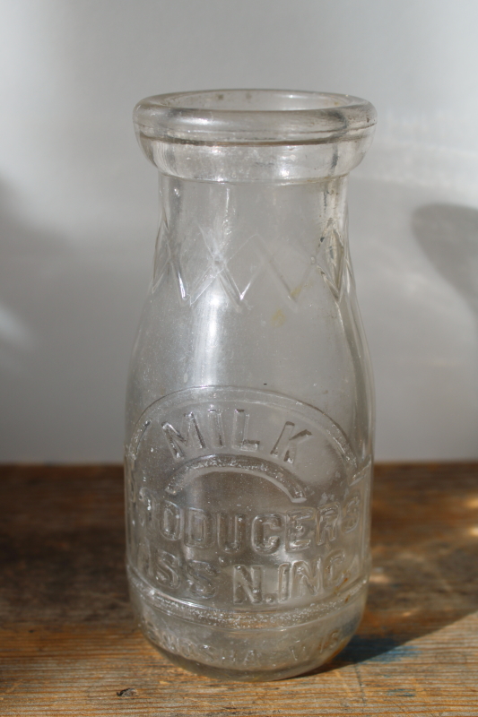 photo of Kenosha Wisconsin Milk Producers Association old embossed glass half pint milk bottle  #1