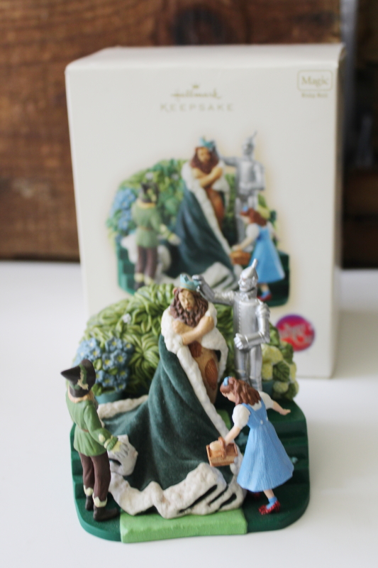 photo of King of the Forest Wizard of Oz Hallmark Keepsake ornament wind up music box figurine #1