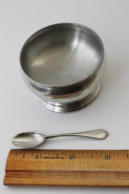 photo of Kirk Stieff Williamsburg pewter salt cellar & tiny spoon, master salt bowl #5