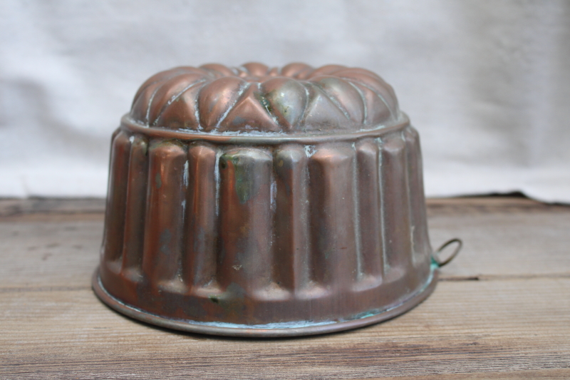 photo of Kreamer vintage copper mold, fluted shape pan or jello mold w/ tarnished patina  #1