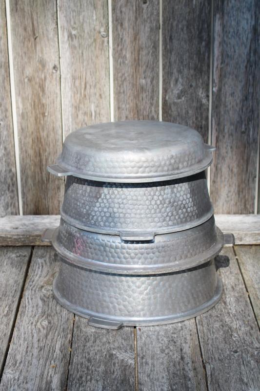 photo of Le Winter Los Angeles vintage heavy cast aluminum dutch oven nesting pots w/ lids #2