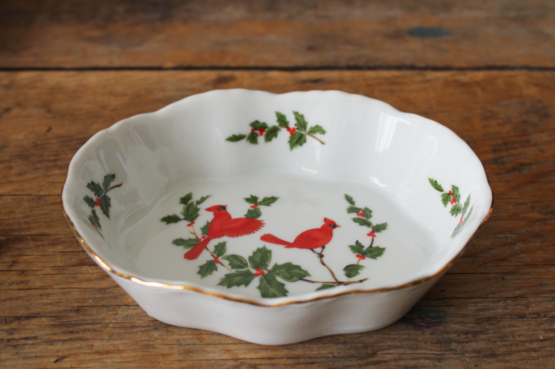 photo of Lefton Japan Christmas holly & cardinals birds soap dish, 1980s vintage  #1