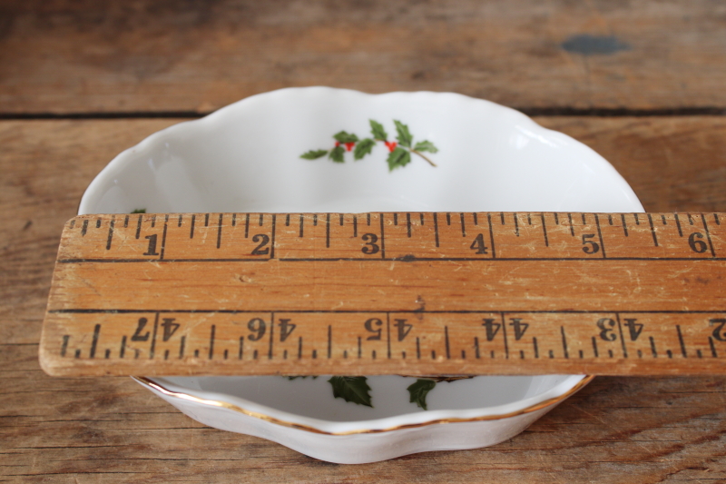 photo of Lefton Japan Christmas holly & cardinals birds soap dish, 1980s vintage  #4