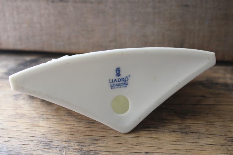 photo of Lladro Collectors Society vintage china sign for display, white porcelain plaque #4