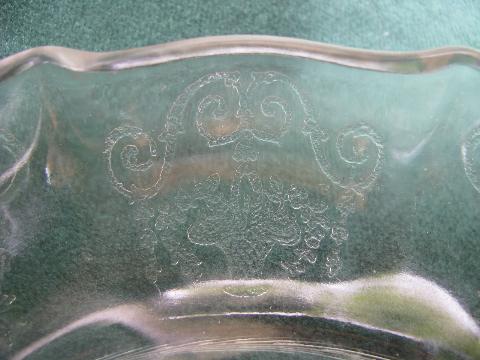 photo of Lorain pattern vintage depression glass divided pickle / relish dish #3