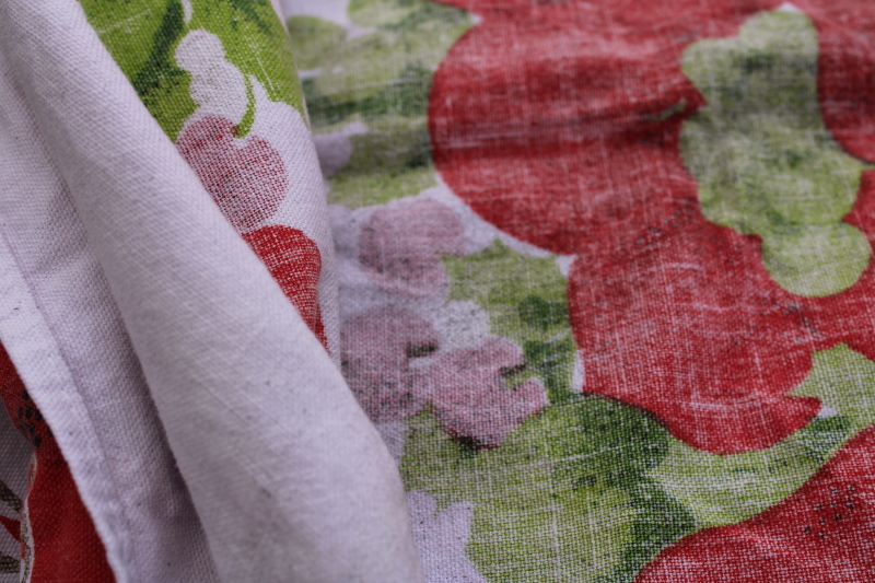 photo of MCM Christmas tablecloth, red & green candles & ribbons print cotton fabric 1950s vintage #3