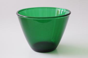 catalog photo of MCM vintage Anchor Hocking forest green glass bowl, small mixing bowl splash proof shape 