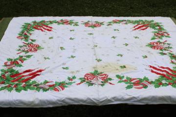 catalog photo of MCM vintage Christmas print tablecloth, red & green holly, candles, ornaments cotton rayon