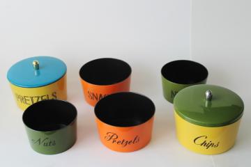 catalog photo of MCM vintage Japan plastic snack bowl sets, nesting bowls orange, avocado green, aqua, yellow gold 