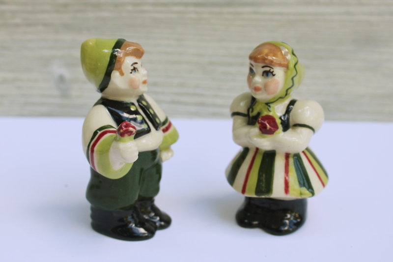 photo of MCM vintage Madison Ceramic Arts studio pottery figurines, Wee Swedes folk art boy & girl Hansel & Gretel #3