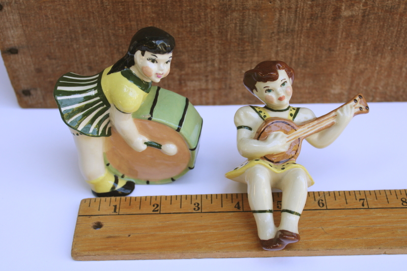 photo of MCM vintage Madison Ceramic Arts studio pottery figurines, girl musicians circus band big drum & banjo #7
