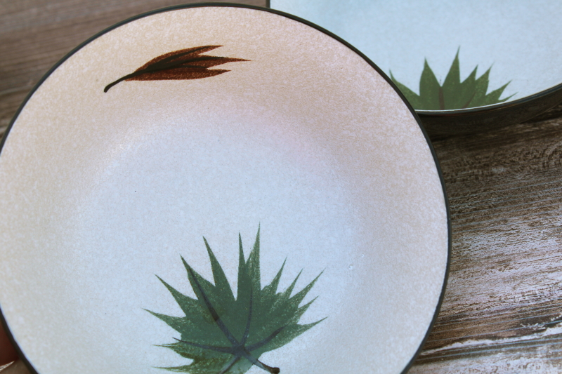 photo of MCM vintage Maple Leaf pattern Harmony House bowls, mod design textured ceramic w/ glossy black #3