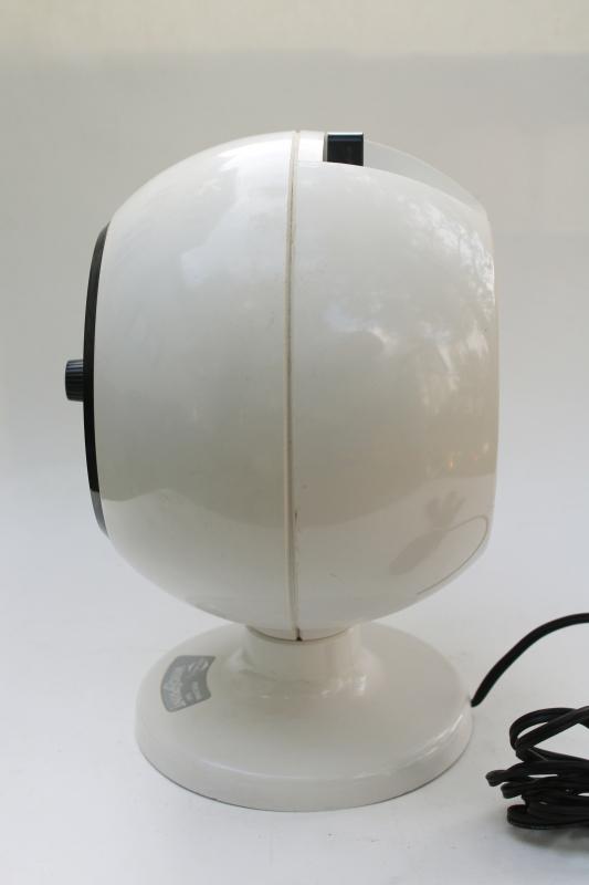 photo of MCM vintage Windsprint round orb electric fan, mid-century mod white plastic fan #3