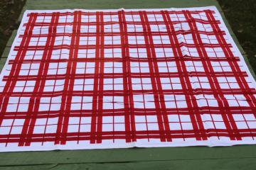 MCM vintage cotton kitchen tablecloth, cute retro red & white plaid checked print 