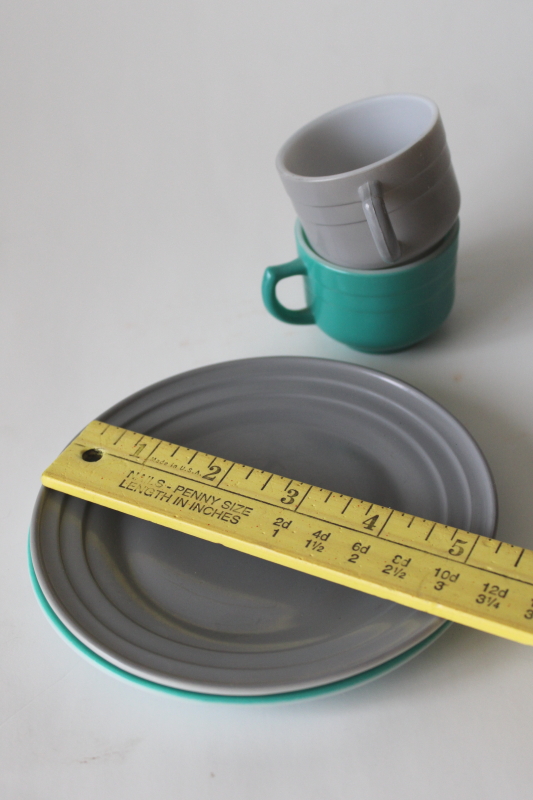 photo of MCM vintage glass doll dishes, Hazel Atlas Moderntone cups & plates turquoise & gray platonite  #6