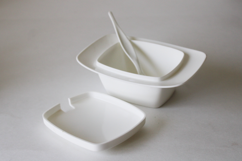 photo of MCM vintage melamine sugar bowl w/ tiny plastic sugar spoon, rose print on white  #3
