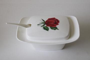 catalog photo of MCM vintage melamine sugar bowl w/ tiny plastic sugar spoon, rose print on white 
