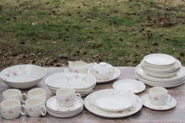 catalog photo of MCM vintage pottery dinnerware set for six, WS George Sierra tan w/ atomic spirograph starburst design